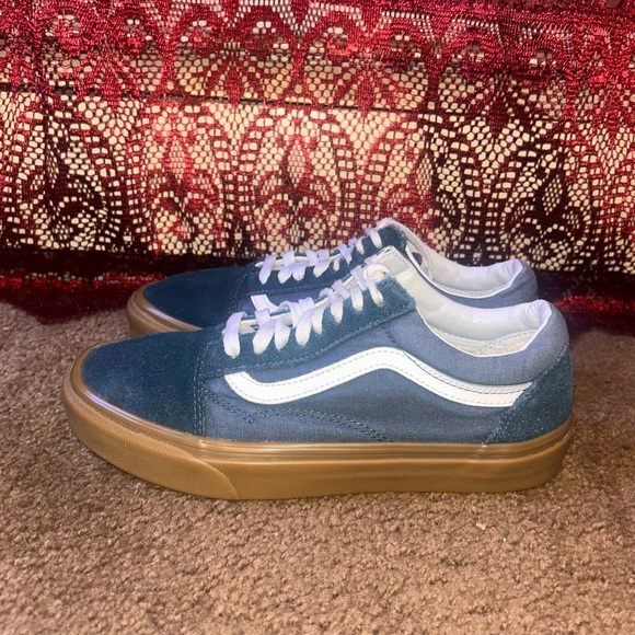 Vans - Picture 4 of 4